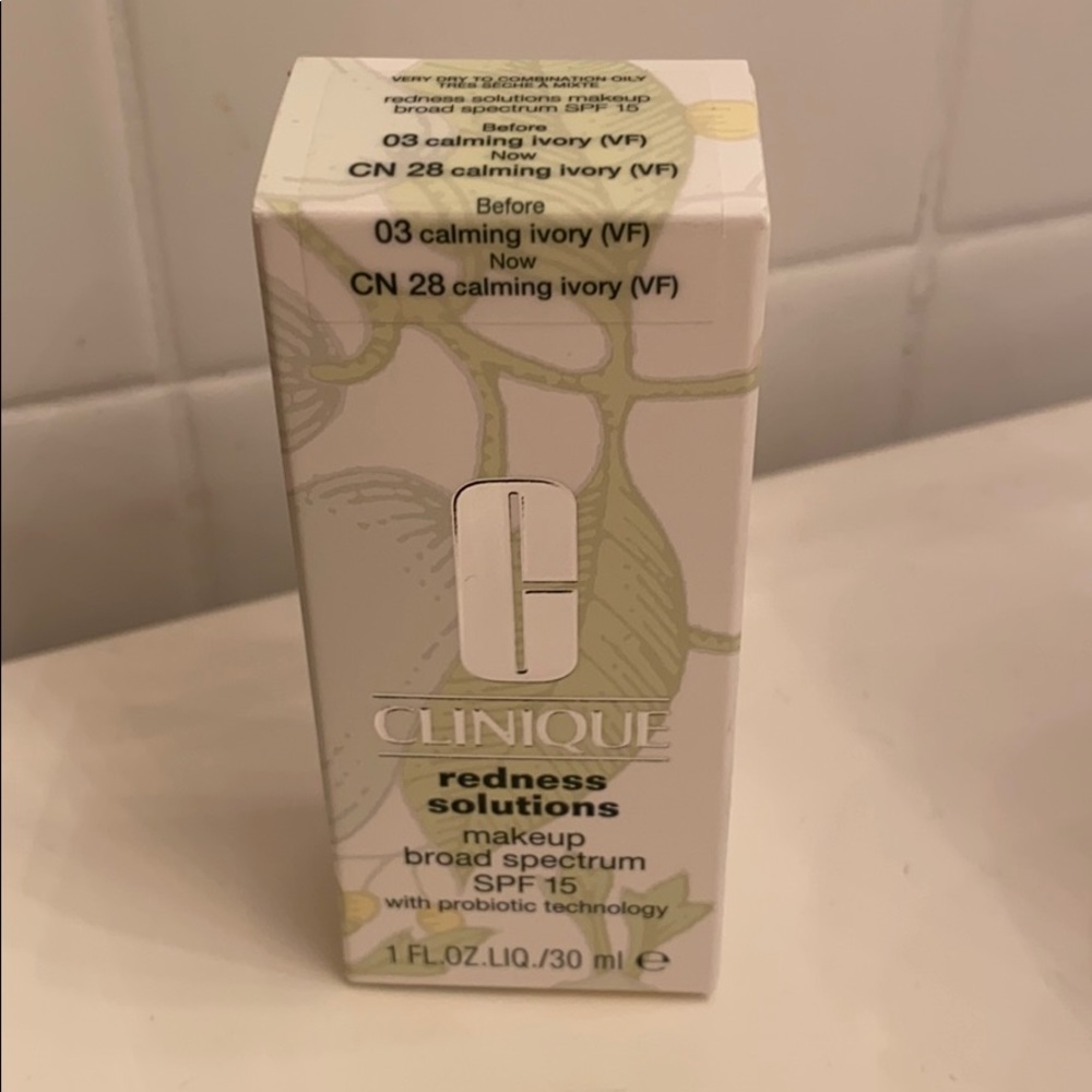 Clinique Redness Solutions foundation